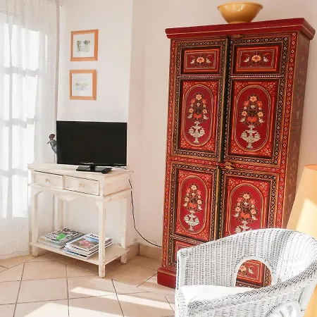 Holiday Home Les Parcs De Gassin-4 By Interhome بيت للعطل *