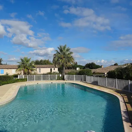 Holiday Home Les Parcs De Gassin-4 By Interhome بيت للعطل *