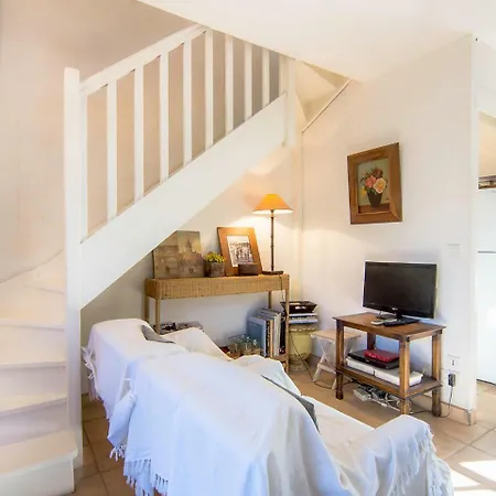 Holiday Home Les Parcs De Gassin-4 By Interhome